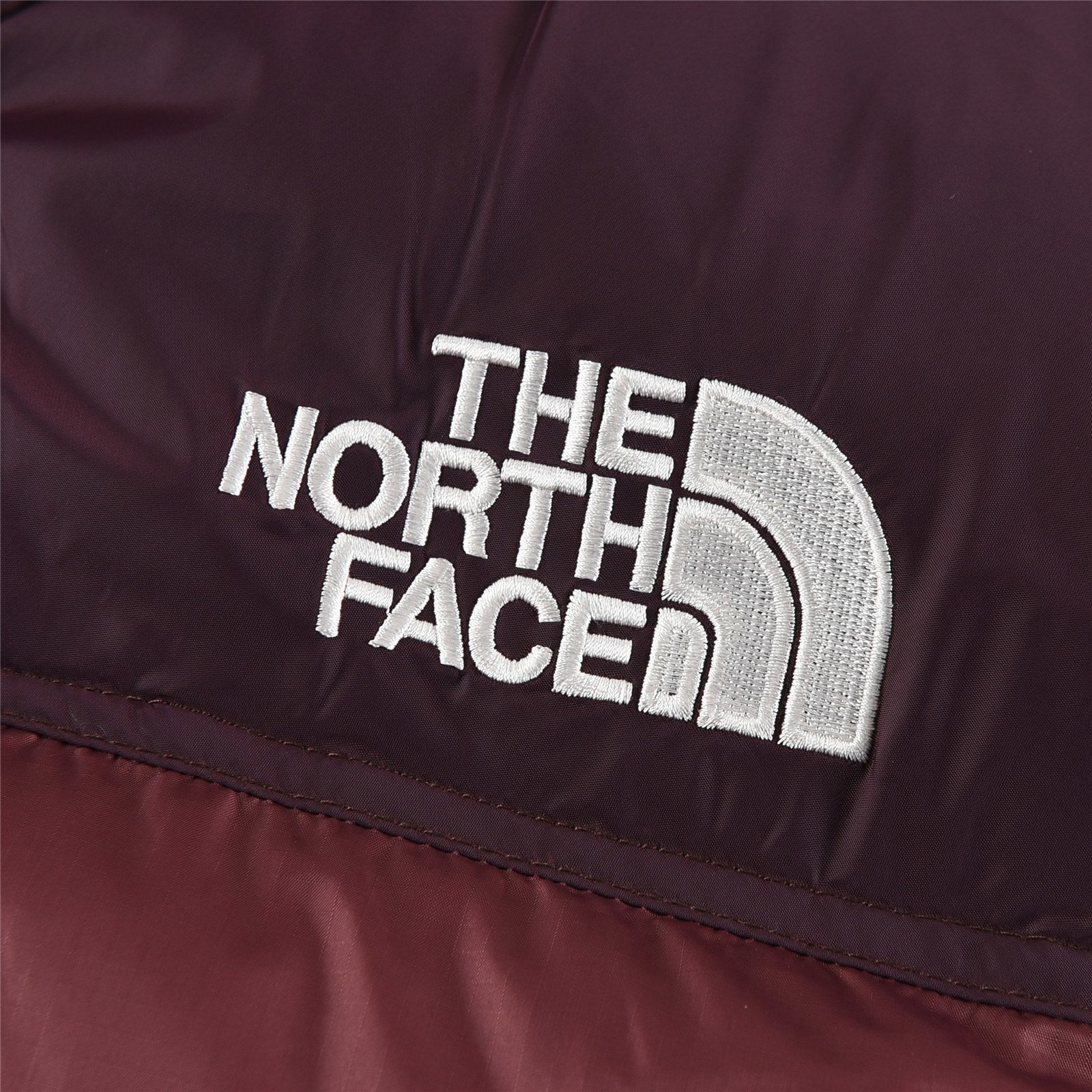The North Face 1996 Retro Nuptse Vest – Burgundy / Maroon