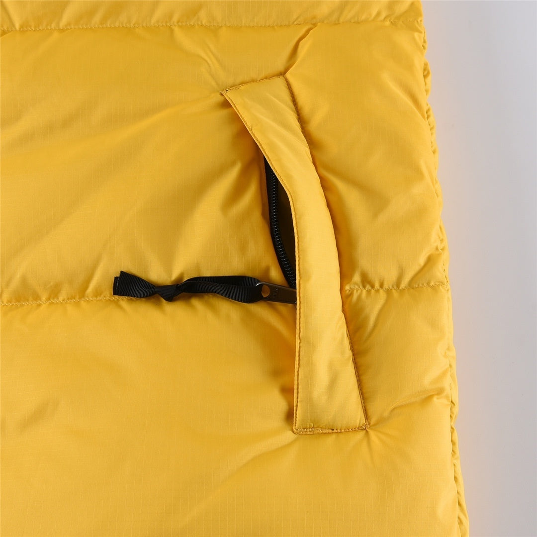 The North Face Novelty Nuptse DT 2-in-1 Convertible Jacket – Black